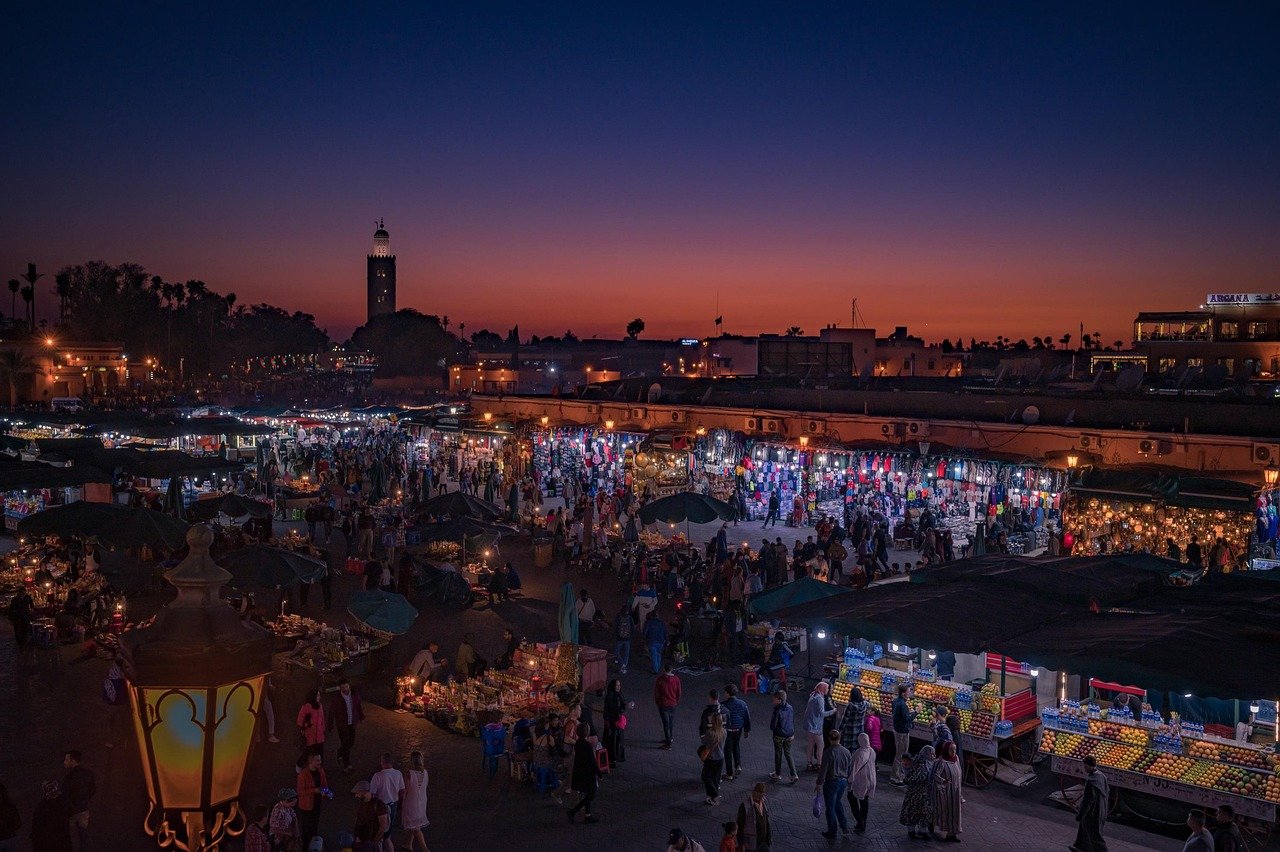 Jemaa el-Fnaa square in Marrakech at dusk