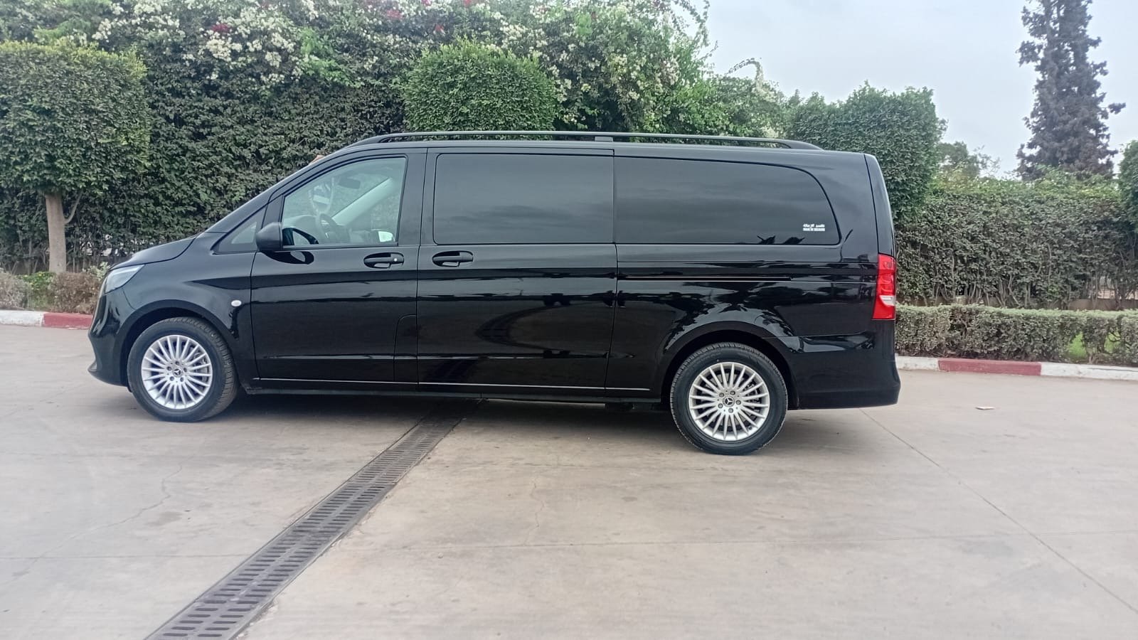Omar's Shuttle Service fleet — private vehicles for Casablanca to Beni Mellal transfers